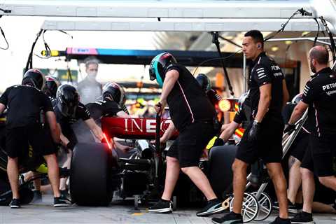 Brundle compares Mercedes team's plight to Liverpool