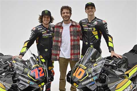 Bezzecchi: Rossi’s car racing switch hasn’t lessened his MotoGP academy support