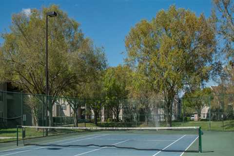 Playing Tennis Safely in Maitland, Florida: Guidelines and Tips for a Safe Experience