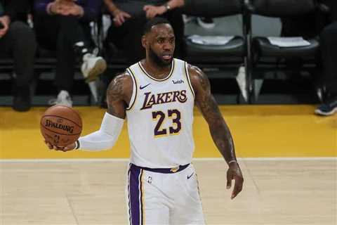 Video Shows LeBron James Still Working With Lakers Veteran