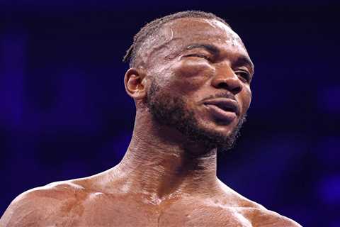 Boxer Linus Udofia Suffers Horrific Eye Injury, Referee Stops Fight