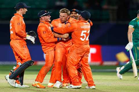 Just when you thought South Africa weren’t going to choke at a World Cup … Dutch deliver epic upset ..