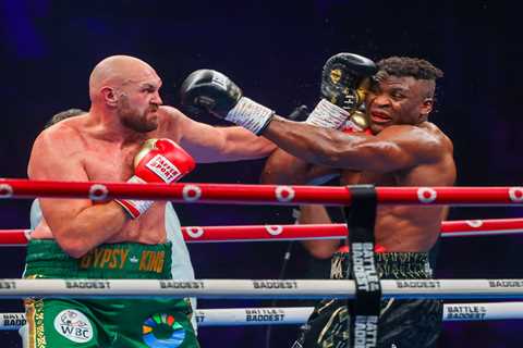 Tyson Fury Would Be Brutally Sent into Retirement if He Fought Anthony Joshua, Says Eddie Hearn