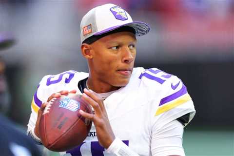 Eagles Veteran Has 2-Word Reaction To Joshua Dobbs’ Trade Admission