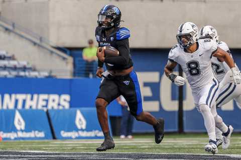 Georgia State Panthers Wash Away UConn 35-14