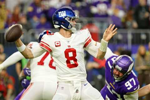 Can Giants afford another season with Daniel Jones as starting QB?