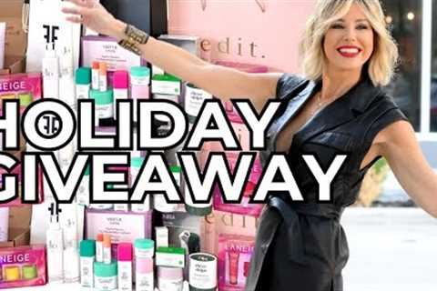 Holiday Glam Giveaway! | Win Skincare, Jewelry, Purses & More! 🌟 | Dominique Sachse