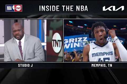 Grizzlies’ 19-Year-Old Rookie Had Priceless Reaction to Being Interviewed By Shaq After Career Game