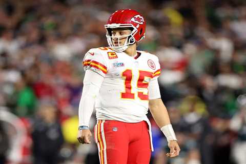 Graphic Shows How Much Patrick Mahomes Steps Up Against The Bills