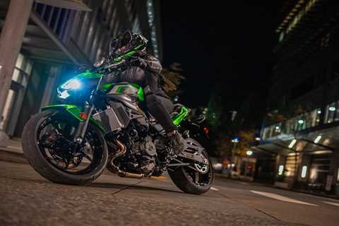 Kawasaki’s Smallest Z Naked Bike Grows to the Z500