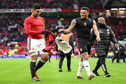 Manchester United Fans Outraged by Casemiro's Half-Time Shirt Swap with Fulham Player