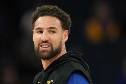 Warriors’ Steve Kerr Detailed Klay Thompson’s Emotional Reaction to News of Benching