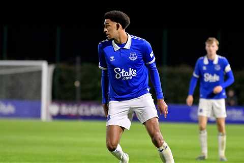 Arsenal trialist fires Everton Under-21s to win at Tottenham