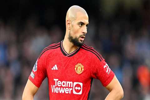 Fiorentina feel Sofyan Amrabat’s value has tanked since Manchester United move – Man United News..