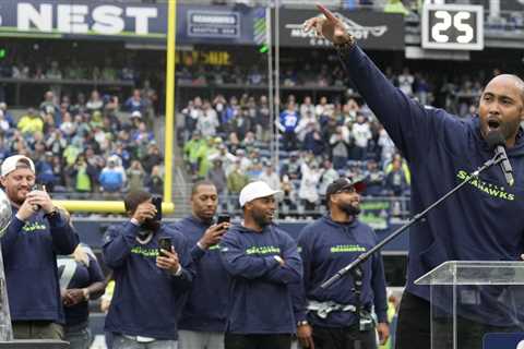 Former Seahawks linebacker K.J. Wright joining 49ers… as a coach