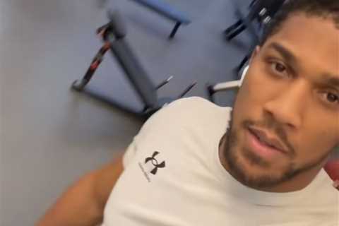 Anthony Joshua Hits the Gym Just Days After Knocking Out Francis Ngannou