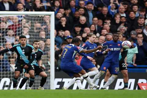 Raheem Sterling Booed by Chelsea Fans for Free-Kick Blunder in FA Cup Match