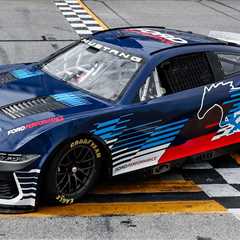 The Ford Mustang Dark Horse Looks Great As A Next Gen NASCAR