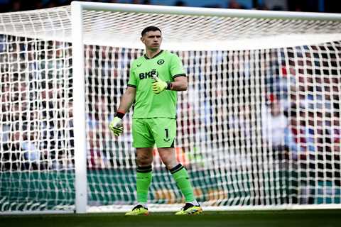 Emi Martinez's Aston Villa Kit Raises Eyebrows