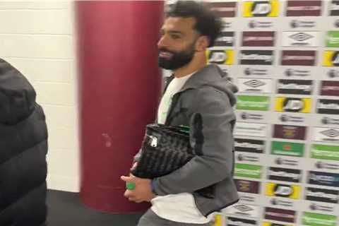 ‘I respect it’ – Ex-Liverpool ace defends Salah over ‘fire’ remark in mixed zone