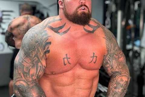 Eddie Hall Shows Off Body Transformation Ahead of MMA Debut