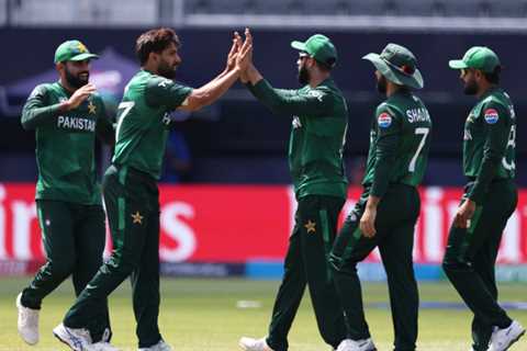 PCB discloses monthly salaries of Pakistan cricket team players