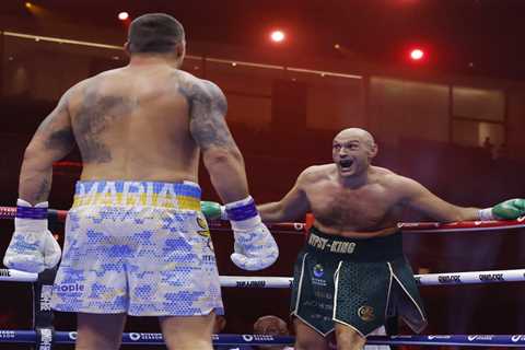 Tyson Fury admits showboating cost him Usyk fight