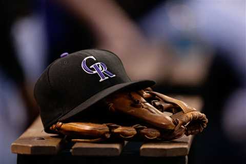 Rockies To Select Tanner Gordon