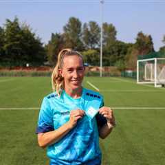 London City Lionesses sign Swedish midfielder Roddar