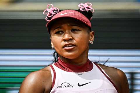 Naomi Osaka's Brutal Hand Injury Has Me Questioning Everything About Tennis Right Now