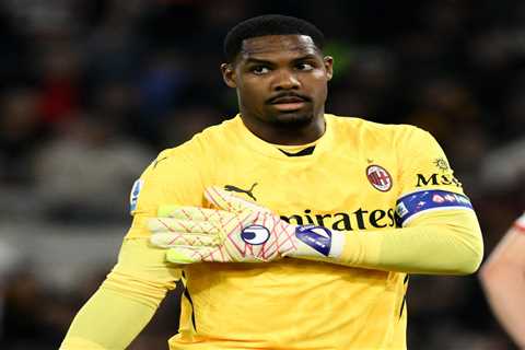 Chelsea's Last-Minute Panic Buy: Why £13M for Maignan Makes Perfect Sense (Sort Of)