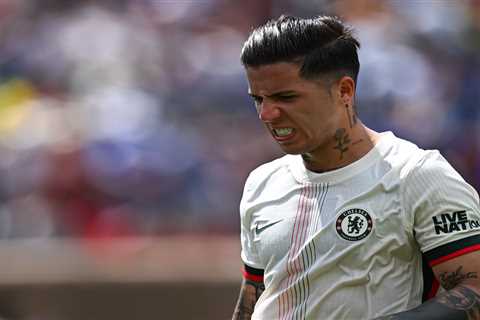 Chelsea's Last-16 Fate Hangs by a Thread (And I'm Stressed About It)
