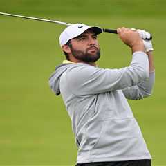 Scottie Scheffler praised for ‘wonderful’ classy gesture as he walked down the 18th with Shane..