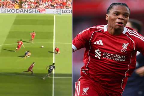 Chelsea Just Watched Their Golden Boy Light Up Anfield (And I'm Still Laughing)