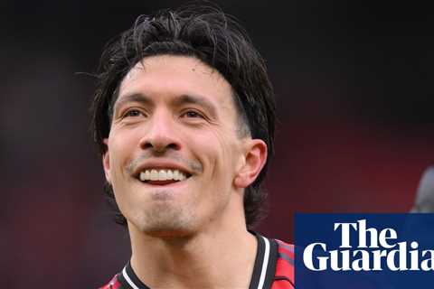 Martínez hits back at Scholes after United derby win